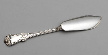 Rare Tudor Pattern Antique Silver Butter Knife - Chawner & Co.